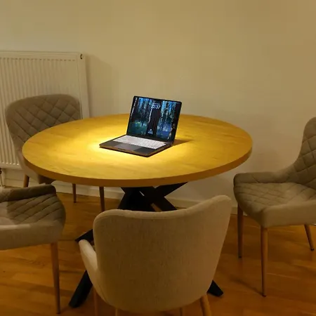 Marta - Barrierefrei, Zentral, Mit Balkon & Parkplatz Werne