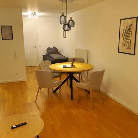 Apartment Moderne, Barrierefreie Im Herzen Der Stadt Mit Parkplatz, Wlan Und Tv - Marta